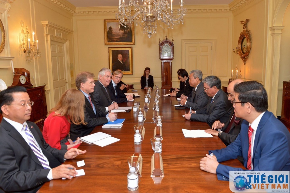 dai su pham quang vinh trao doi ve nam apec 2017 voi ngoai truong hoa ky