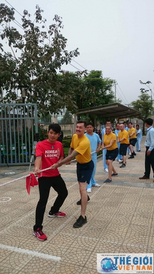 thuy thu tau san bay my tham lang tre sos benh nhan tam than