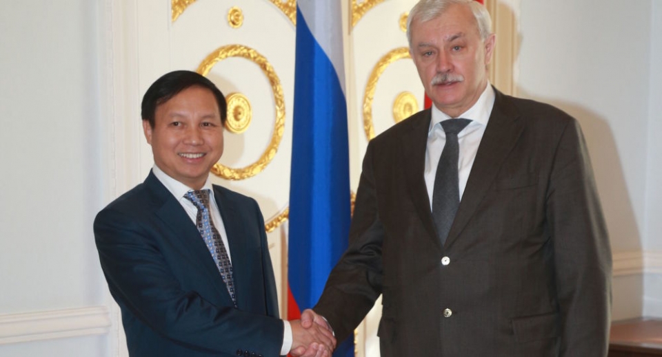 dai su ngo duc manh lam viec voi thong doc st petersburg