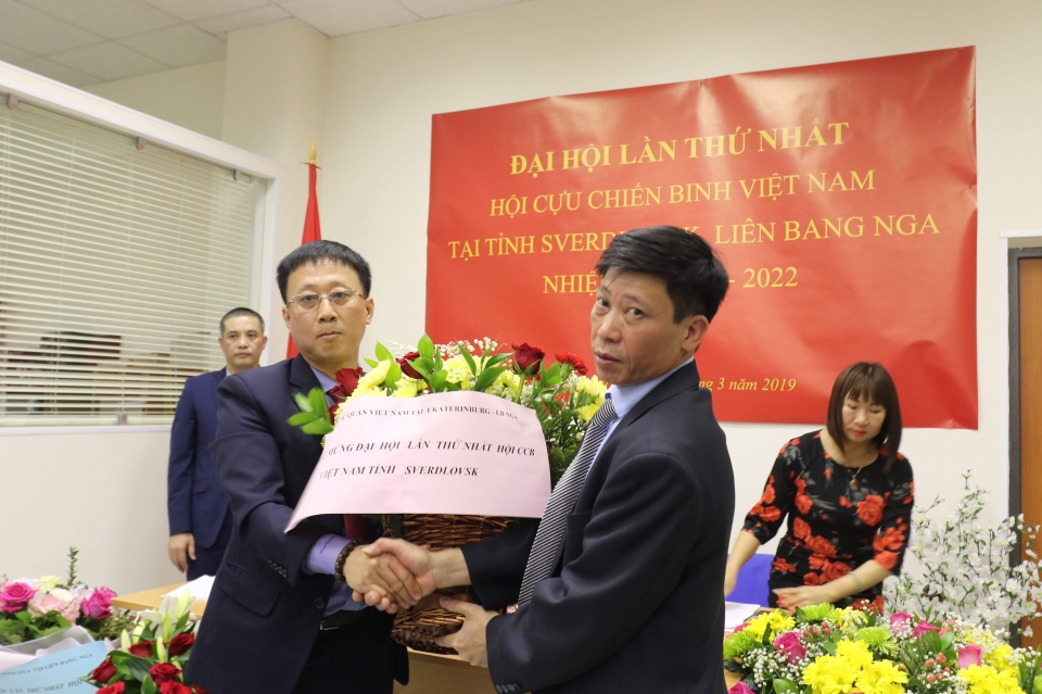 thanh lap hoi cuu chien binh viet nam tai tinh sverdlovsk lb nga