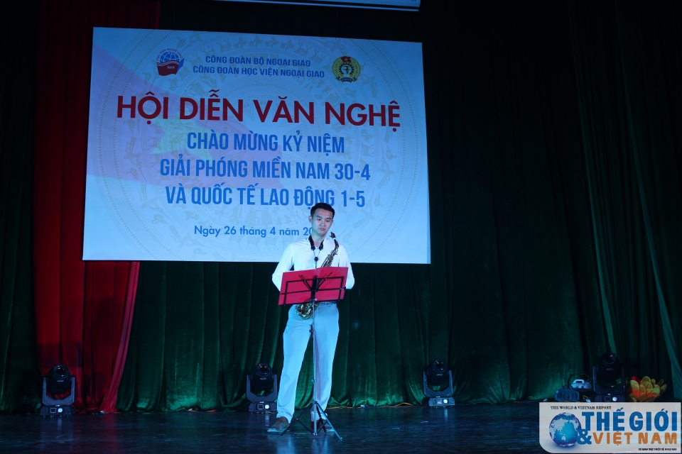 hoi dien van nghe ky niem ngay 304 15 tai hoc vien ngoai giao