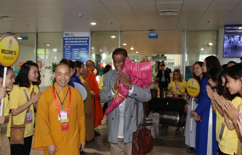 doan dai bieu quoc te da den viet nam du dai le phat dan vesak 2019