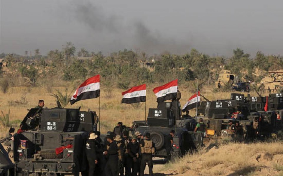 quan doi iraq sap tien vao trung tam fallujah