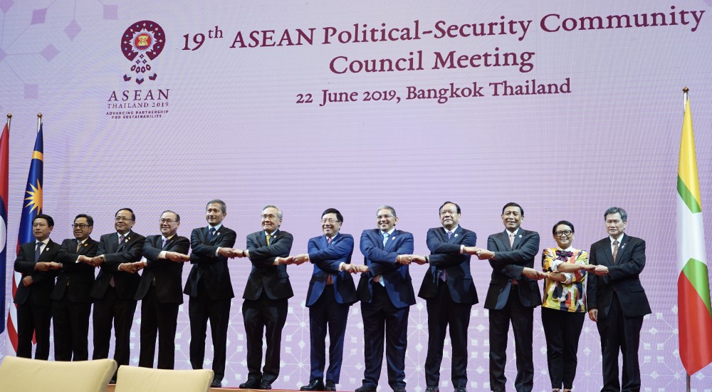 hoat dong cua pho thu tuong pham binh minh