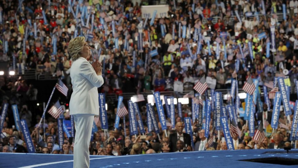 toan cau hoa va su chia re quan diem chinh tri