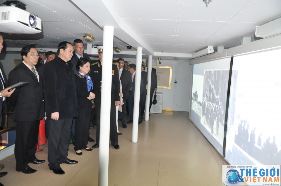 Chủ tịch nước Trần Đại Quang gặp Thống đốc Saint Petersburg chu tich nuoc tran dai quang gap thong doc saint petersburg