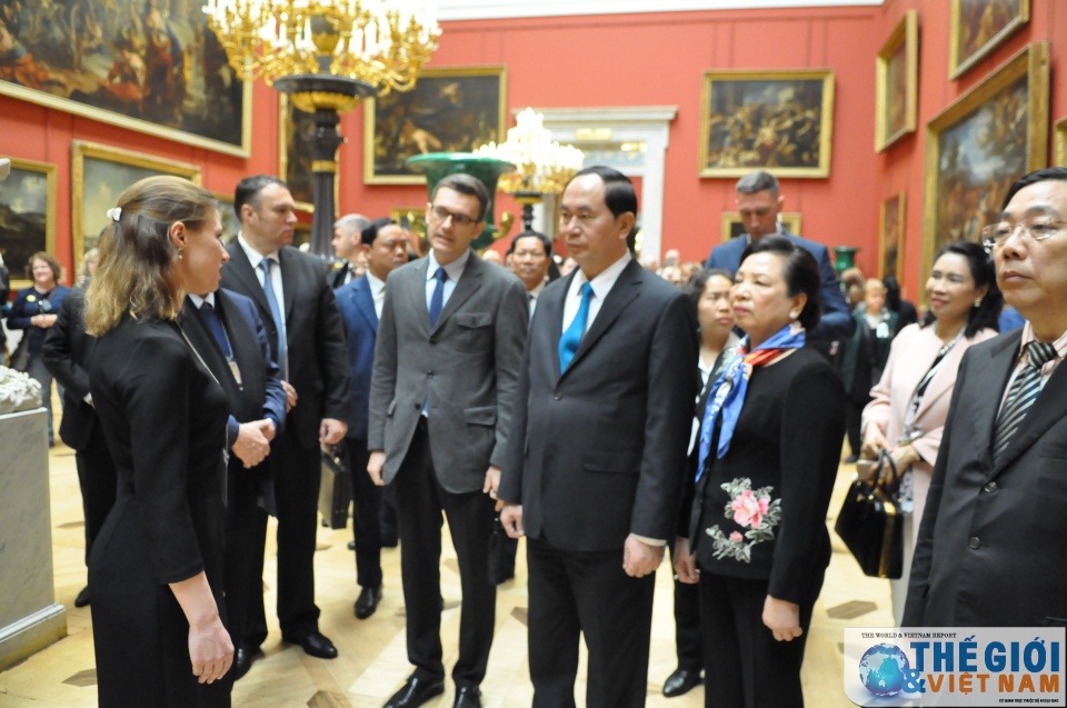 Chủ tịch nước Trần Đại Quang gặp Thống đốc Saint Petersburg chu tich nuoc tran dai quang gap thong doc saint petersburg