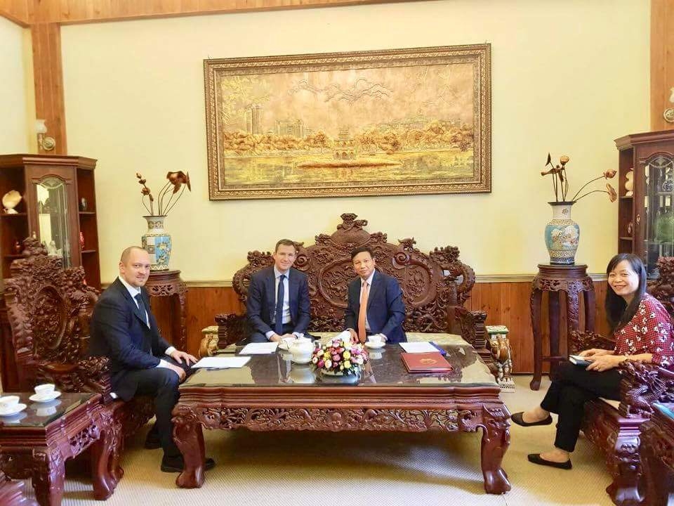 dai su ngo duc manh tiep pho thu tuong bo truong dau tu va doi moi tinh moscow