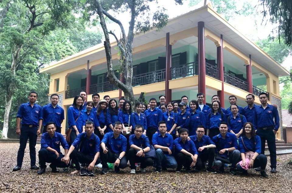 doan thanh nien bo ve nguon tai khu di tich k9 da chong