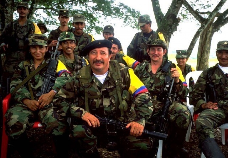 chinh phu colombia va farc nhat tri lo trinh giao nop vu khi