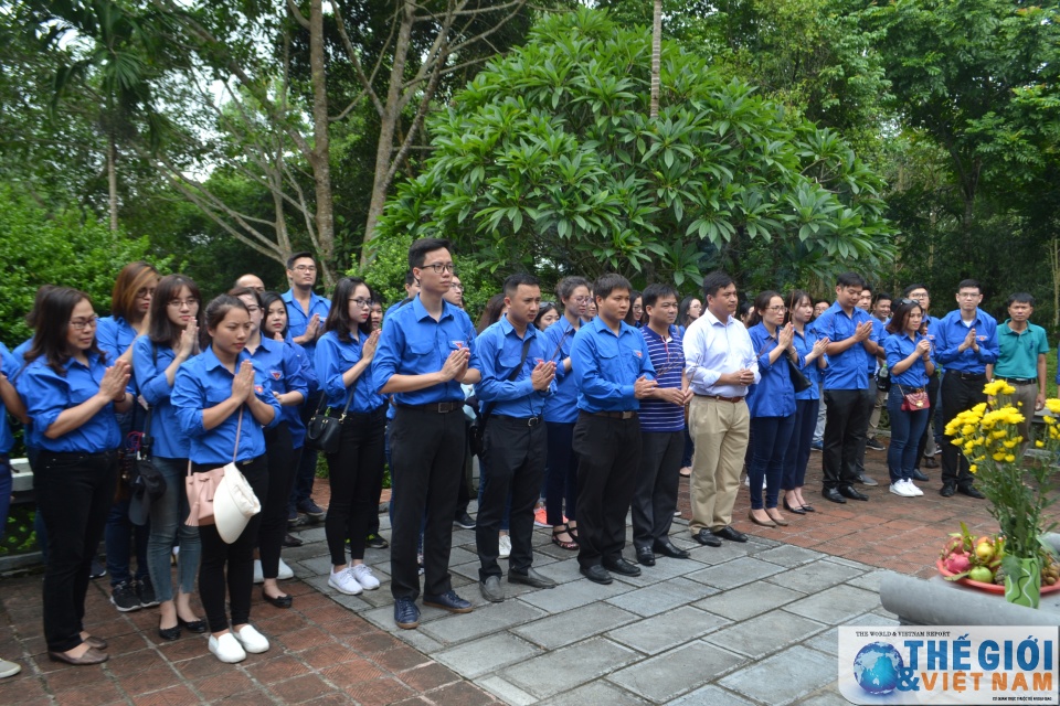 doan thanh nien bo ngoai giao hanh trinh ve nguon tai tuyen quang