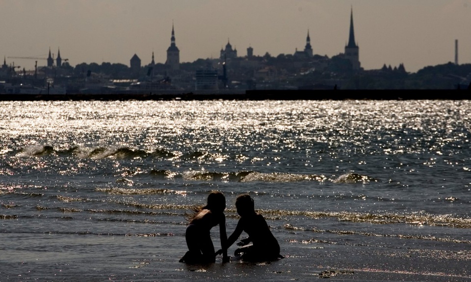 tro thanh cong dan eu chi voi 100 euro