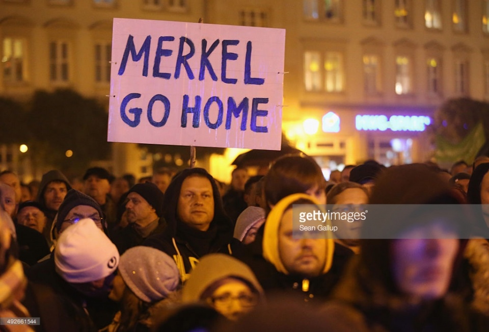 chau au thoi hau merkel