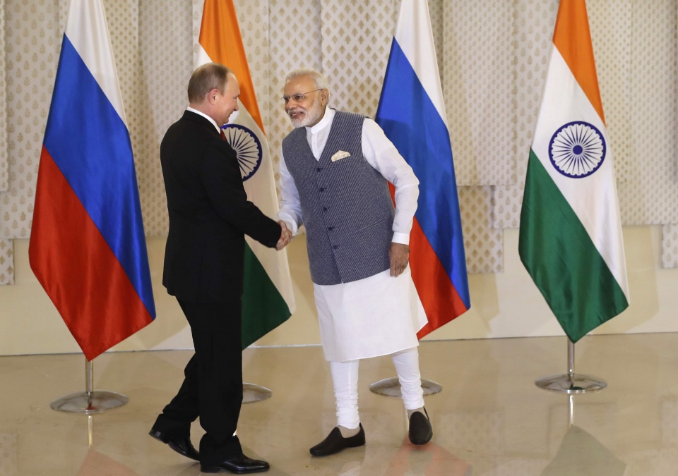 nga an do bat tay nang tam anh huong