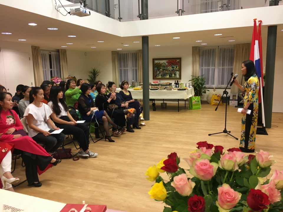 ky niem ngay phu nu viet nam tai ha lan