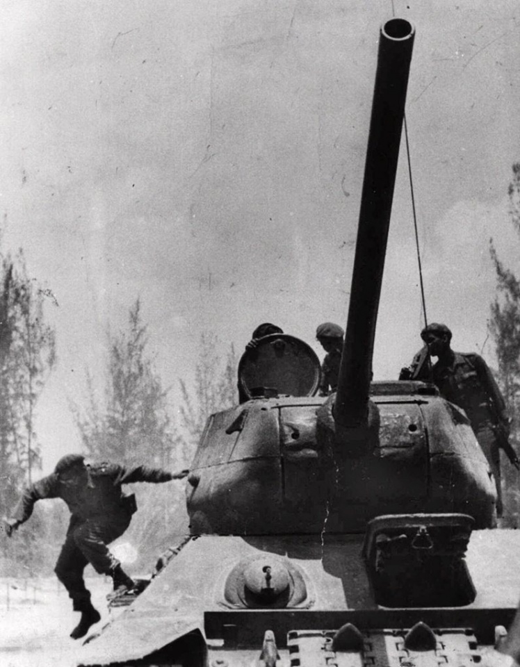 cuoc doi cuu chu tich fidel castro qua anh