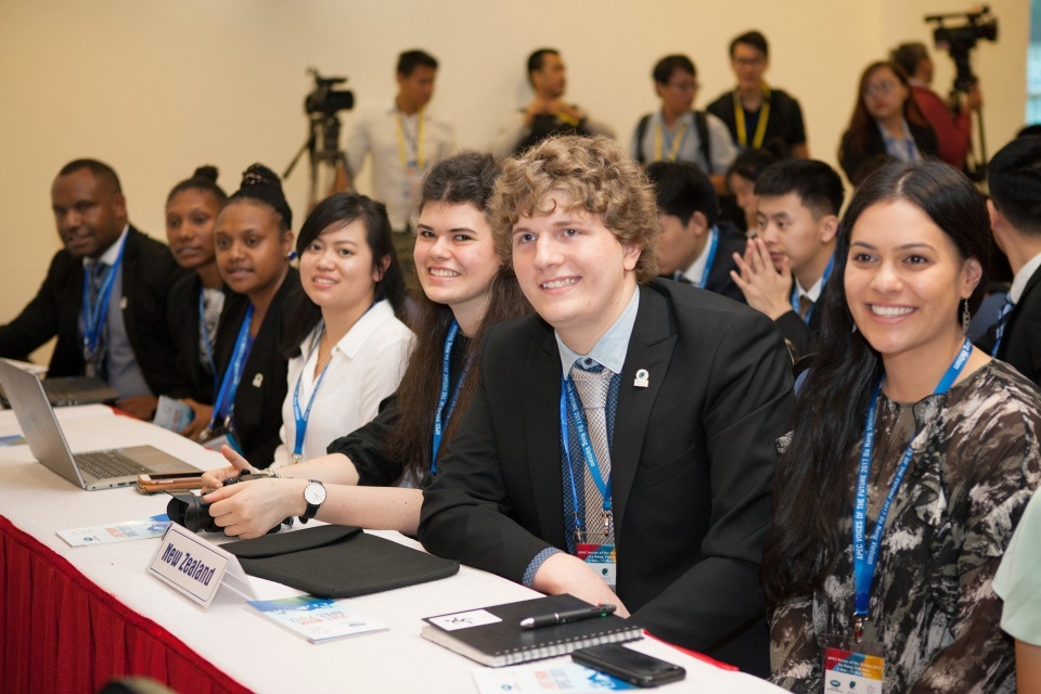 dong luc tre cho tuong lai apec