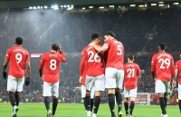 ngoai hang anh tam hoan vi dich covid 19