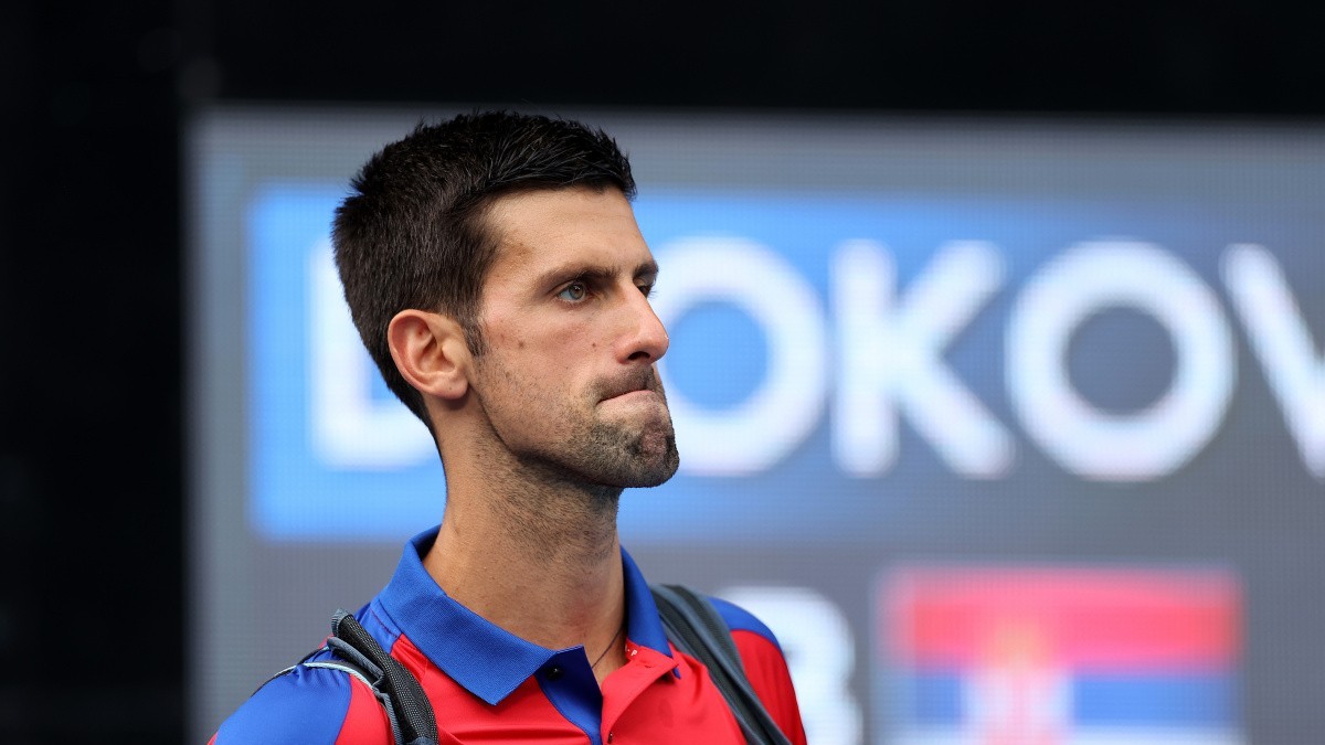 vu djokovic bi truc xuat khoi australia gia dinh len tieng che bai nadal do them dau vao lua