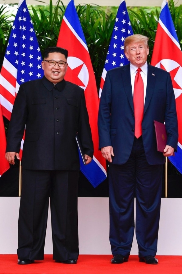 lanh dao trieu tien kim jong un mac gi trong nhung cuoc gap mat ngoai giao