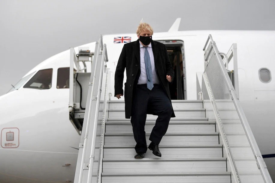 Thủ tướng Anh Boris Johnson trong chuyến thăm Ba Lan. (Nguồn: Reuters)