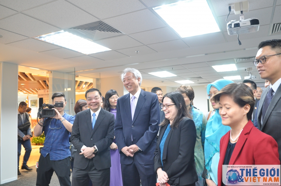 khai truong trung tam hop tac viet nam singapore