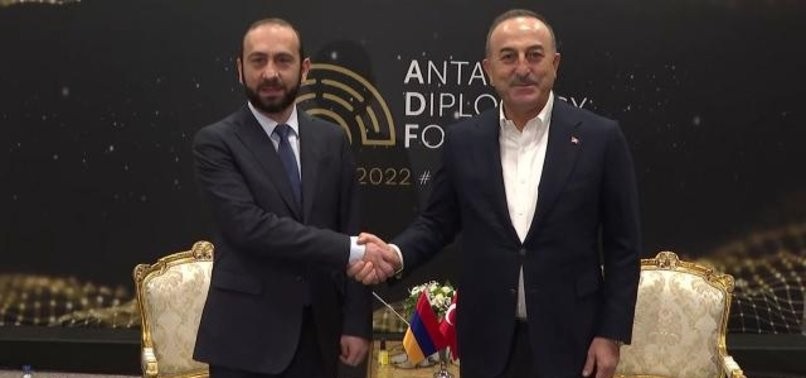 Ngoại trưởng Thổ Nhĩ Kỳ, Armenia gặp mặt, hứa hẹn ‘hóa giải thù hận’