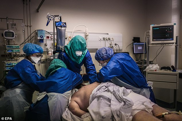 vi sao nam sap la cach de cuu benh nhan nhiem covid 19 nang