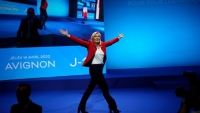 Bầu cử tổng thống Pháp: Ứng viên cực hữu Marine Le Pen và màn 'lột xác' ngoạn mục