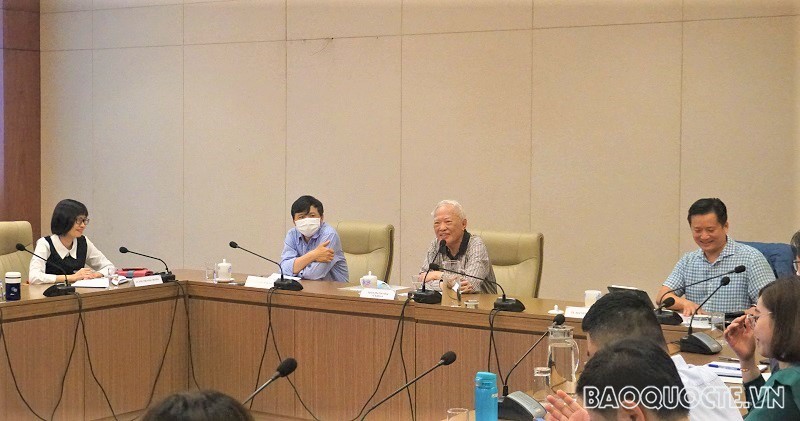 trao doi chuyen de phuong phap phan tich danh gia tinh hinh va de xuat kien nghi chinh sach cua ta