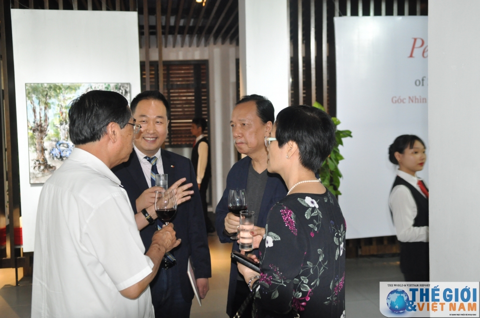 trien lam tranh ky niem 45 nam quan he ngoai giao viet nam singapore