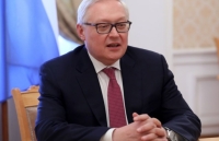 nga chi trich my lang tranh doi thoai ve giai tru hat nhan