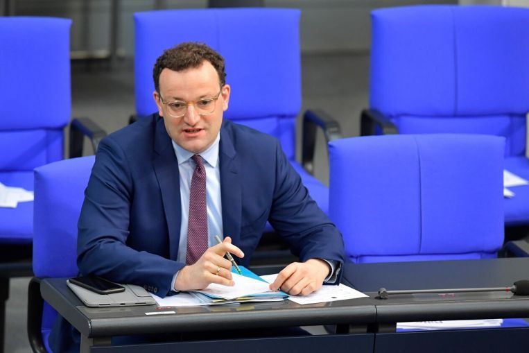 ngoai truong duc quyet dinh rut khoi who cua tong thong my la buoc thut lui cho y te toan cau