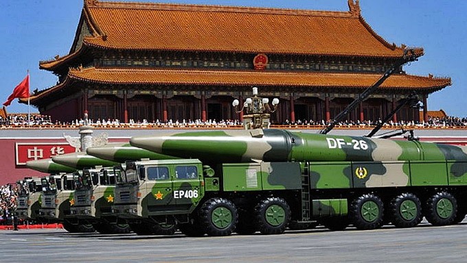Tên lửa DF-26 của Trung Quốc. (Nguồn: Military.com) Tên lửa DF-26 của Trung Quốc. (Nguồn: Military.com)