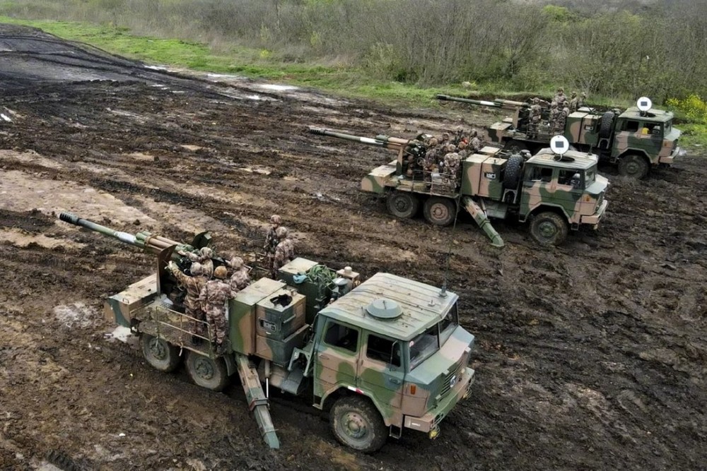 Dù áp dụng công nghệ hiện đại, quân đội Trung Quốc vẫn bị chê 'lỗi thời'. (Nguồn: SCMP) Dù áp dụng công nghệ hiện đại, quân đội Trung Quốc vẫn bị chê 'lỗi thời'. (Nguồn: SCMP)