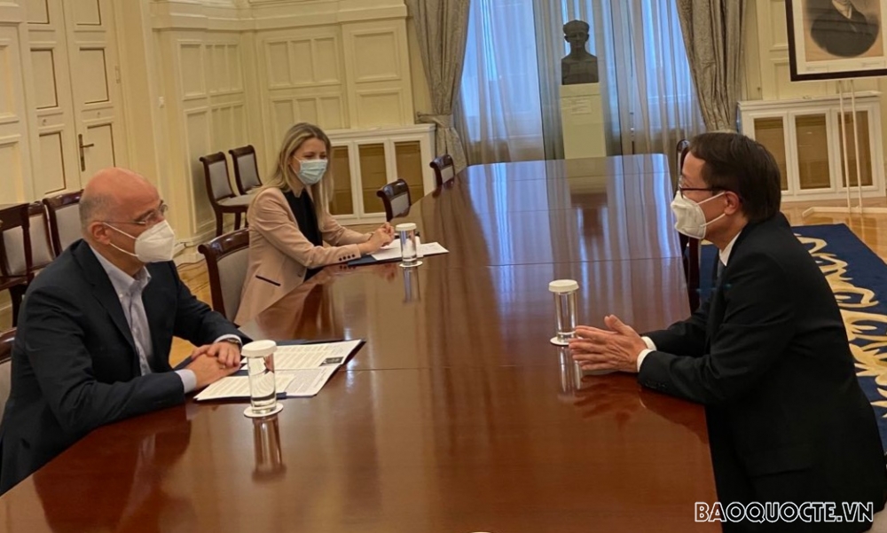 Tại buổi làm việc. (Ảnh: ĐSQ)