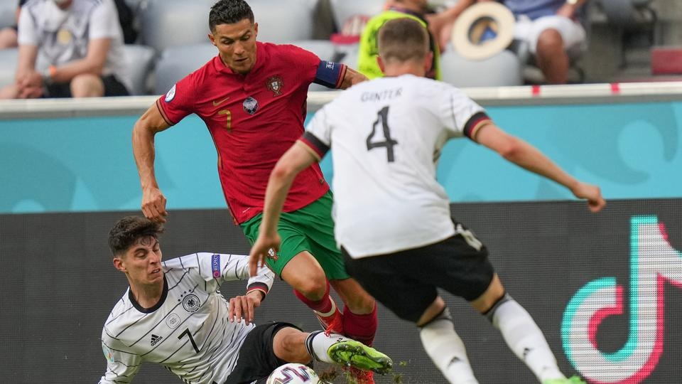 Cristiano Ronaldo và các đồng đội đang gặp không ít khó khăn. (Nguồn: Getty)