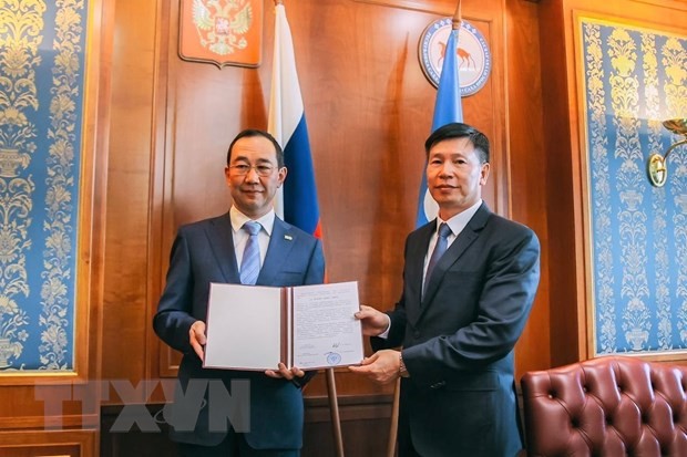 Tổng lãnh sự Việt Nam tại Vladivostok thăm và làm việc tại Cộng hoà Sakha