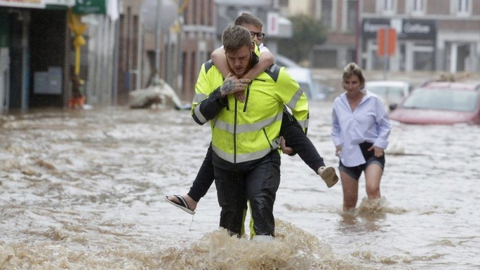 Đức, Bỉ bàng hoàng vì lũ lụt chưa từng thấy. (Nguồn: EPA)