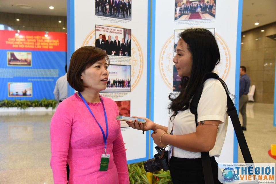 nhung hinh anh ben le hoi nghi ngoai vu lan thu 19