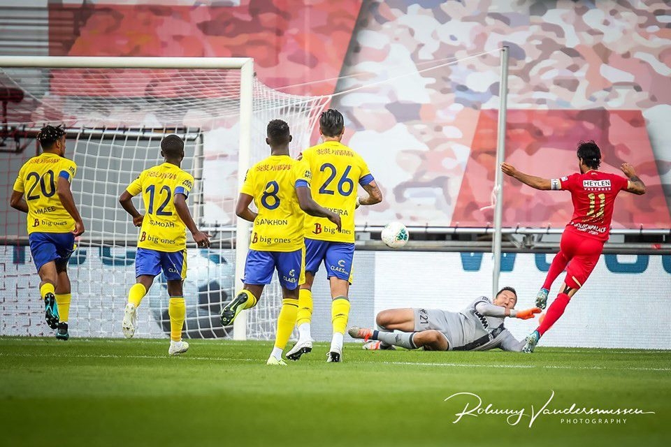 cong phuong miet mai khoi dong nhung van bi sint truidense lam ngo