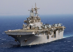 Trung Quốc đe dọa sẽ có va chạm nếu Mỹ cho tàu tiến vào Biển Đông