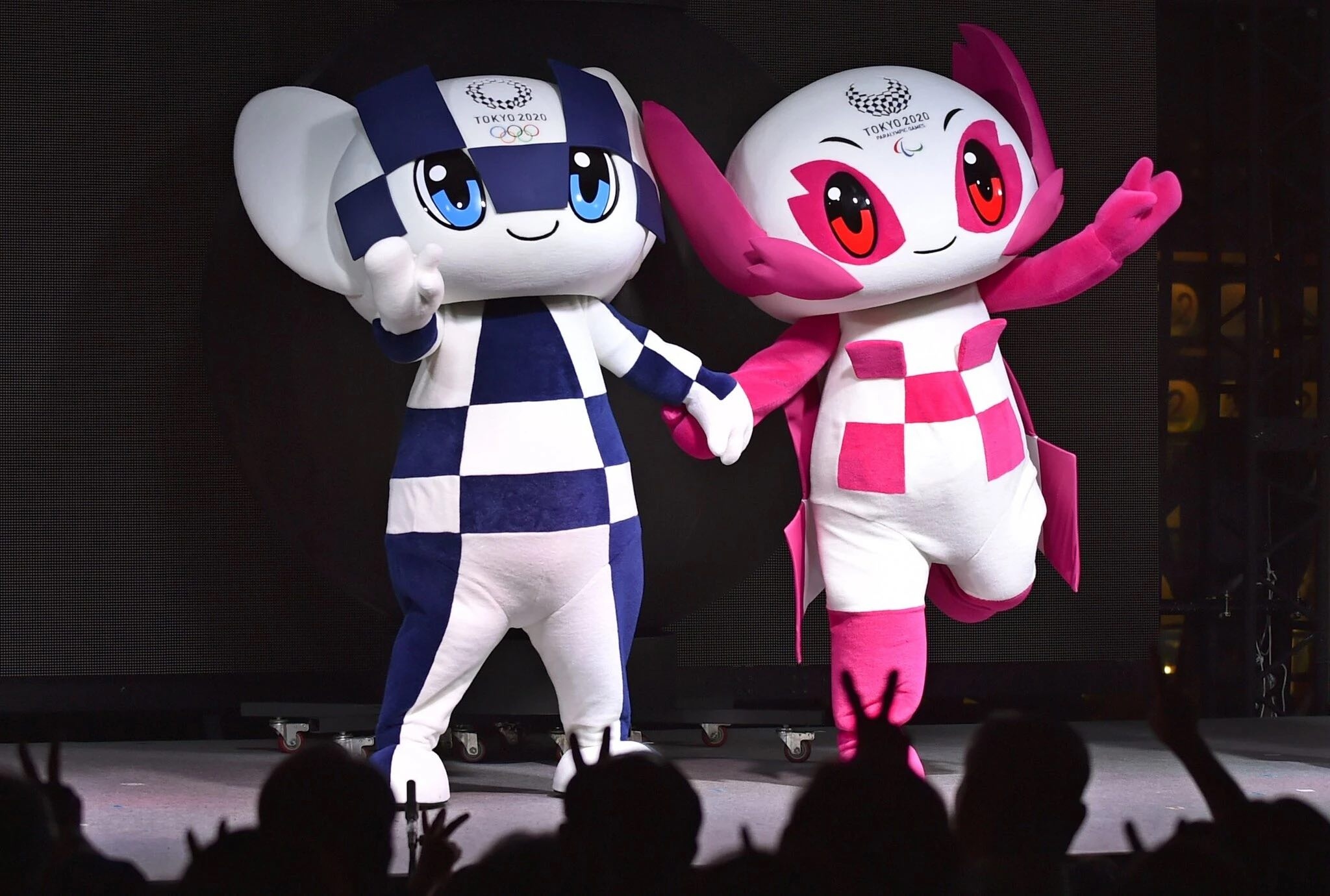 Linh vật Olympic Tokyo 2021 'thất sủng' ngay trên sân nhà
