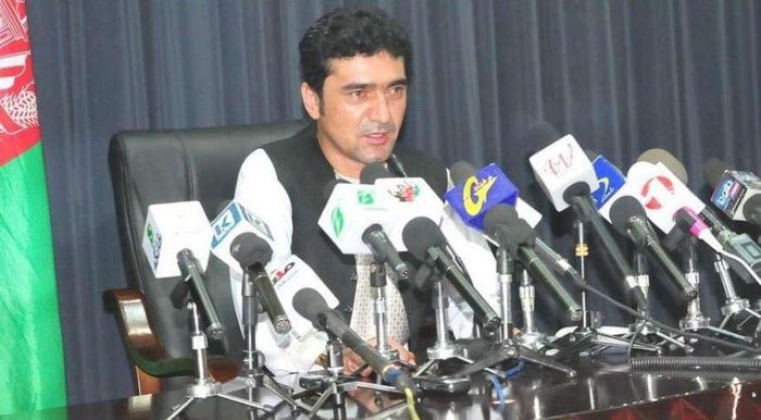 Ông Dawa Khan Menapal trong một buổi họp báo. (Nguồn: Wionews)