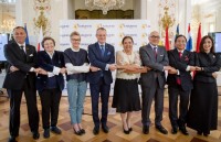 cung dai su kham pha am thuc ba lan