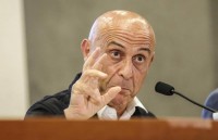 thu tuong libya bac thong tin su dung khung bo chong lai quan doi mien dong