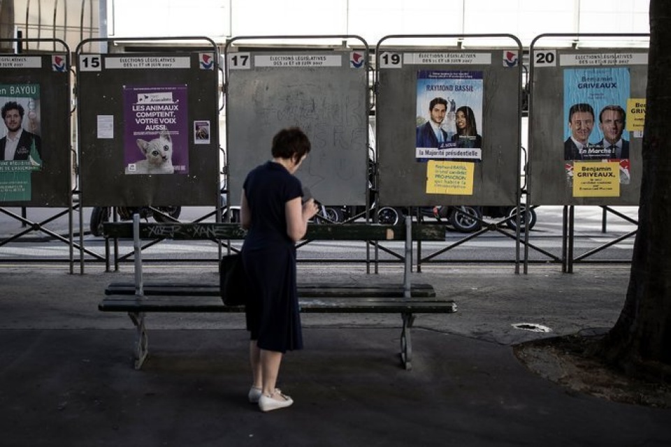 phap cuoc dua vao thuong vien dat so ung cu vien ky luc