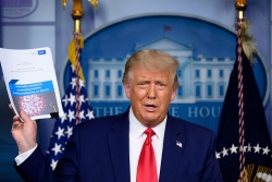 Tổng thống Trump: Mỹ sẽ phân phối khoảng 100 triệu liều vaccine Covid-19 trong tháng 10