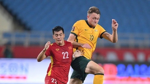 viet nam vs australia vuong dop var viet nam thi dau kien cuong khong chiu khuat phuc nhung van chua du