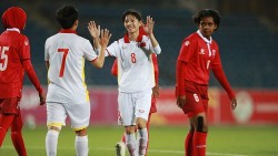 Đội tuyển nữ Việt Nam thắng không tưởng 16-0, nhưng màn trình diễn vẫn chưa đủ thuyết phục